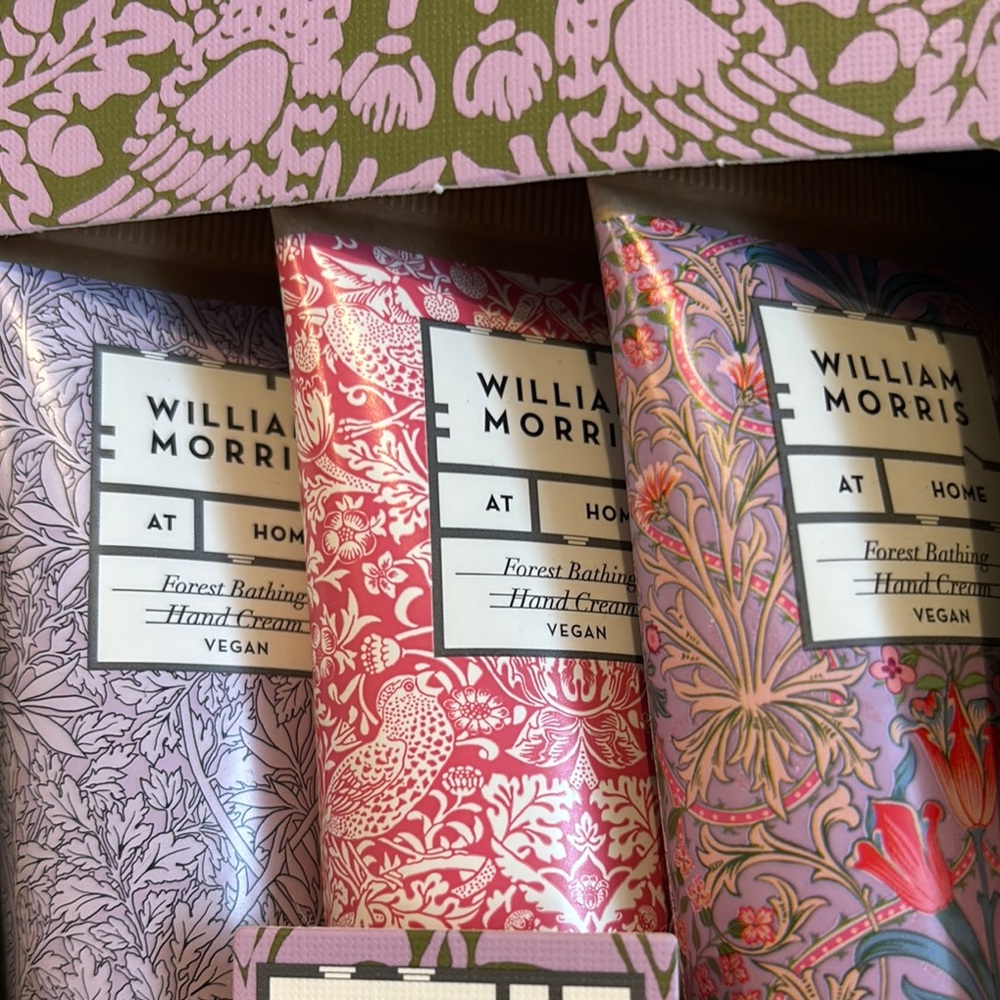 William Morris At Home Forest Bathing Hand Cream Set of 3 NWT 3x 1.0 oz - Picture 4 of 16